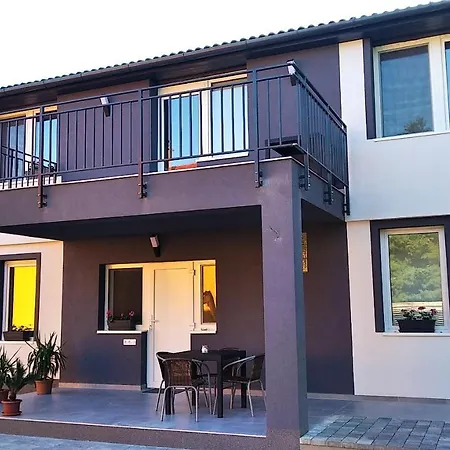 Holdudvar Apartmán Gyula